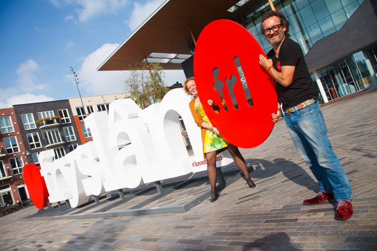 De eerste internetpioniers met de nieuwe domeinnaam .frl zijn bekend. Het gaat om verschillende bedrijven en instellingen uit Friesland.