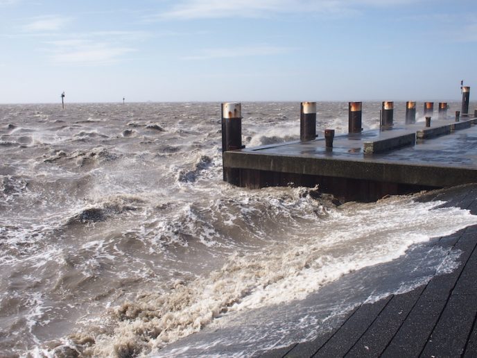 Een lezersfoto van de pier in Holwerd
