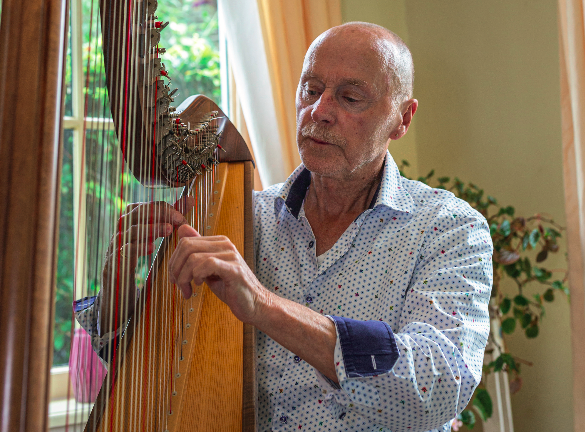 Friese Oertroubadour Roel Slofstra 